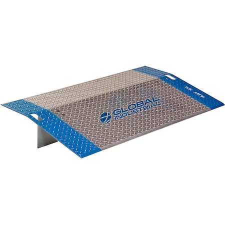 Global Industrial Heavy Duty Aluminum Dock Plate, 60inW x 24inL, 11,850 Lb. Capacity 988884